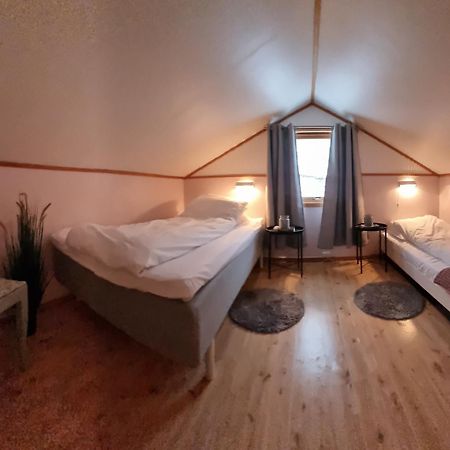 Laukvik Senja Hotel Botnhamn ภายนอก รูปภาพ