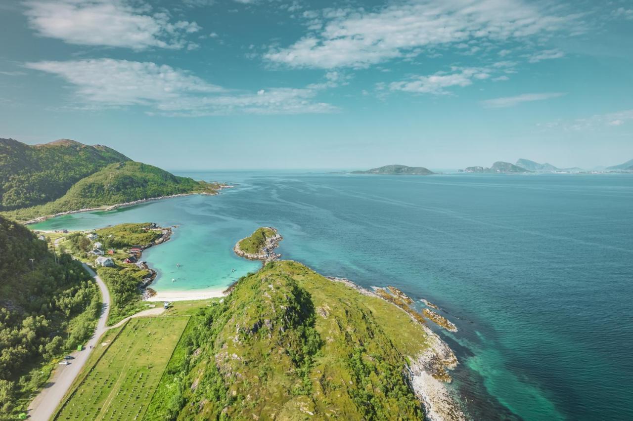 Laukvik Senja Hotel Botnhamn ภายนอก รูปภาพ