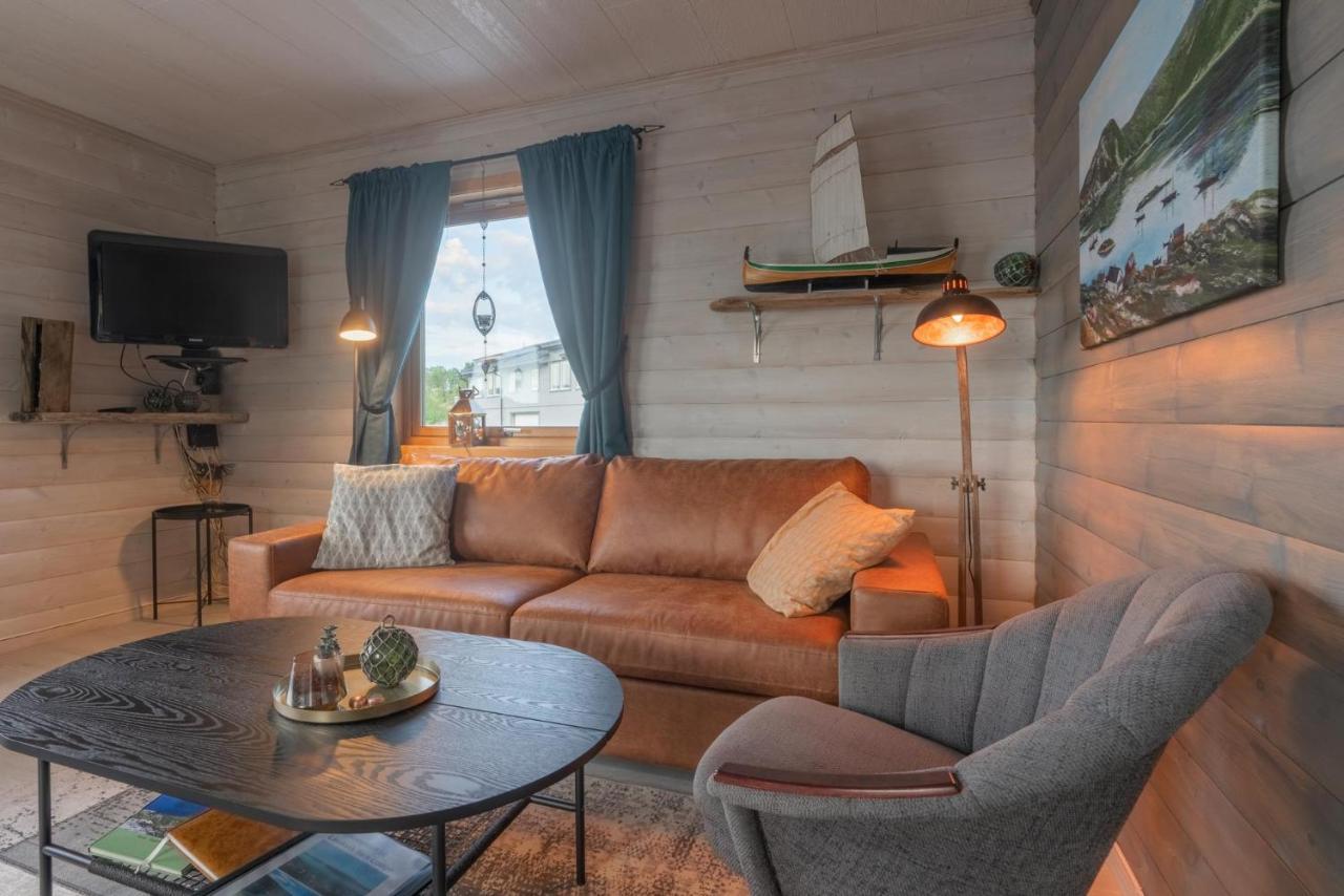 Laukvik Senja Hotel Botnhamn ภายนอก รูปภาพ