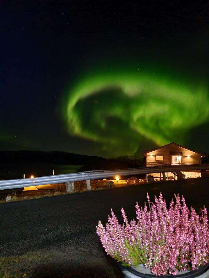 Laukvik Senja Hotel Botnhamn ภายนอก รูปภาพ