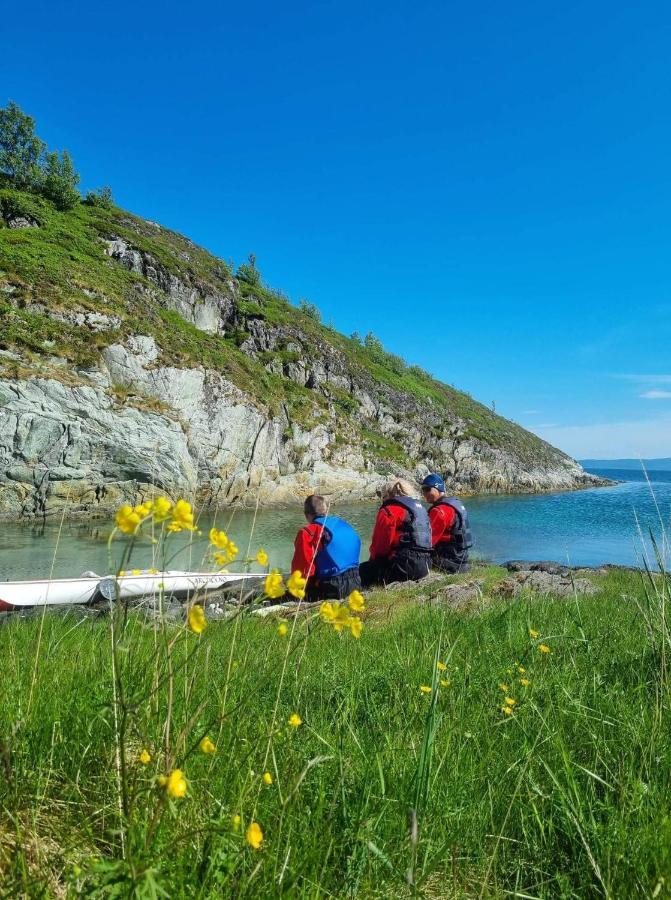 Laukvik Senja Hotel Botnhamn ภายนอก รูปภาพ