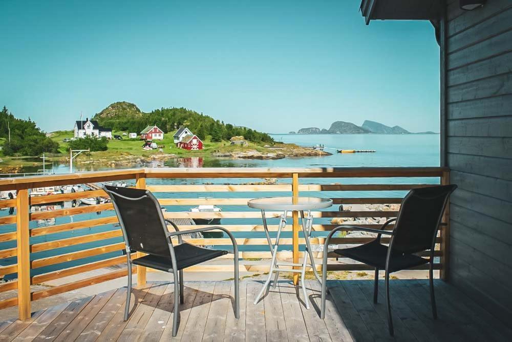 Laukvik Senja Hotel Botnhamn ภายนอก รูปภาพ